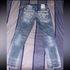 Rock revival (cashew)